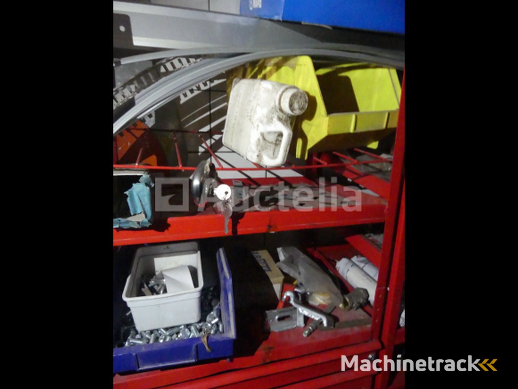 4 Planken met hardware