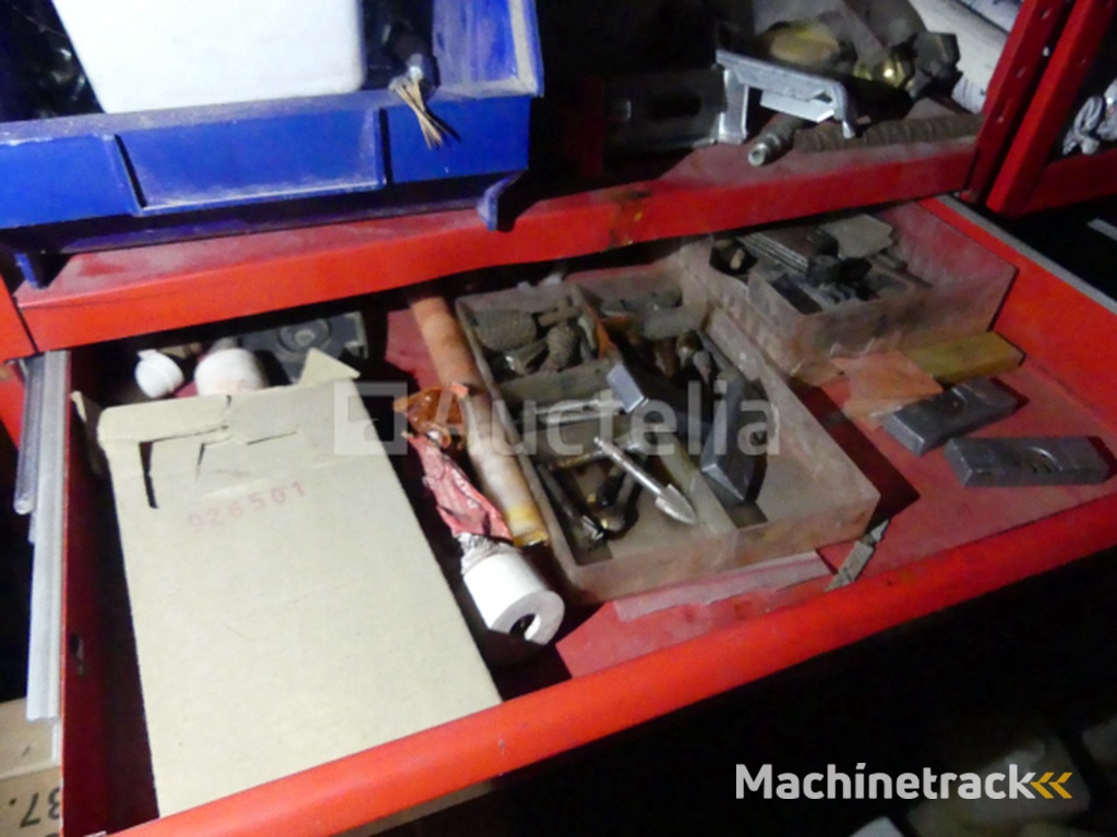 4 Planken met hardware