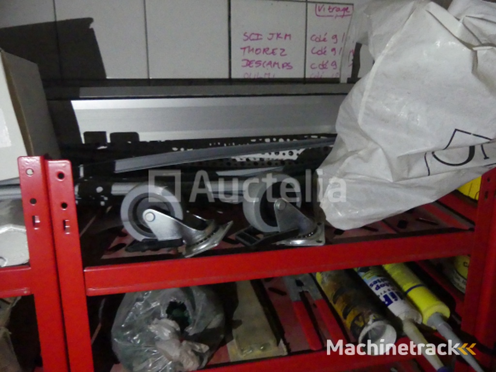 4 Planken met hardware