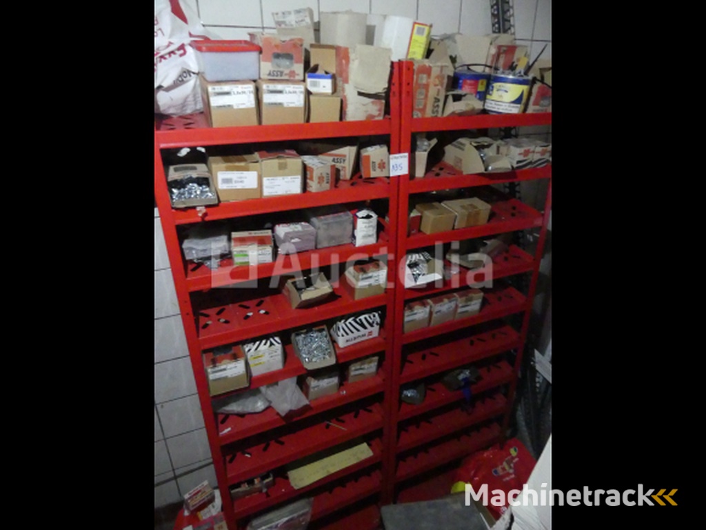 2 Planken met hardware