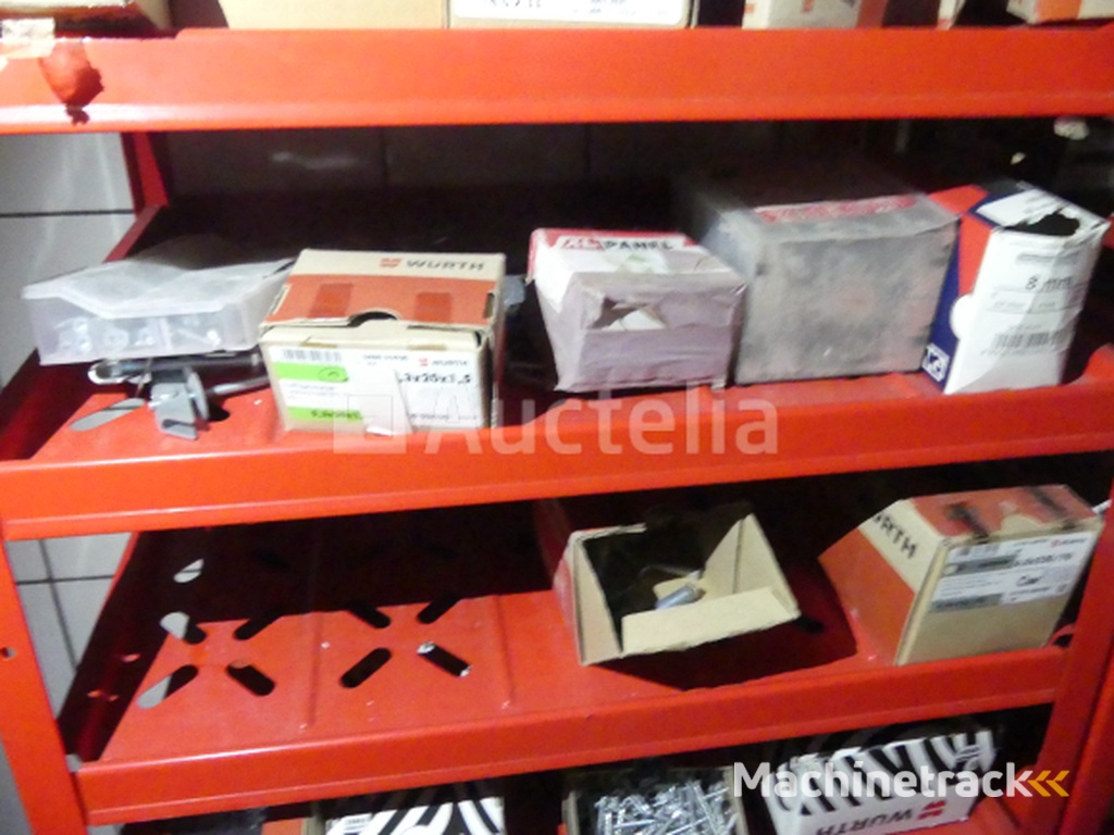 2 Planken met hardware