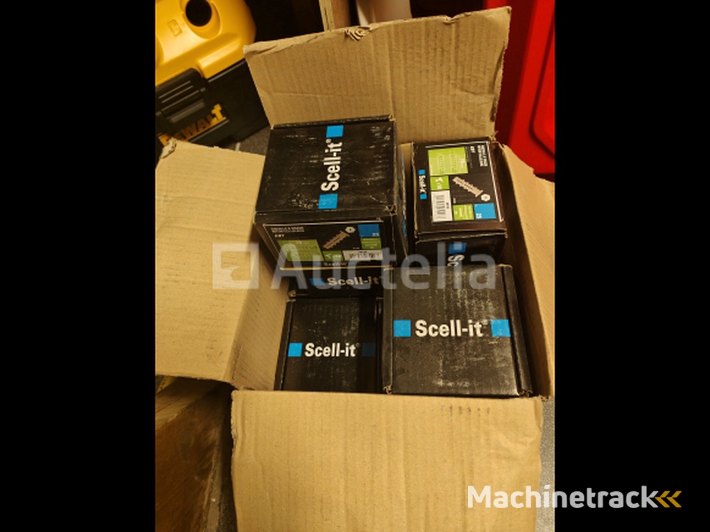 Zeer grote partij hardware HILTI, WURTH, ENZ.;