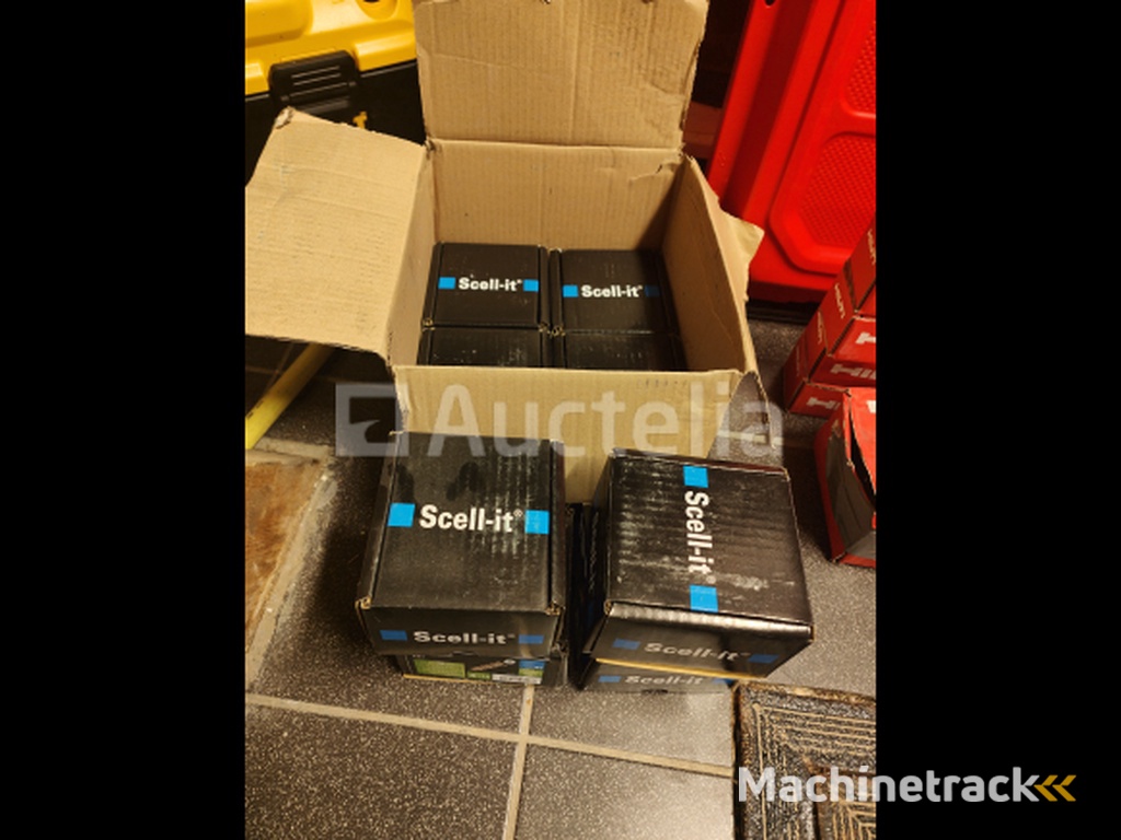 Zeer grote partij hardware HILTI, WURTH, ENZ.;