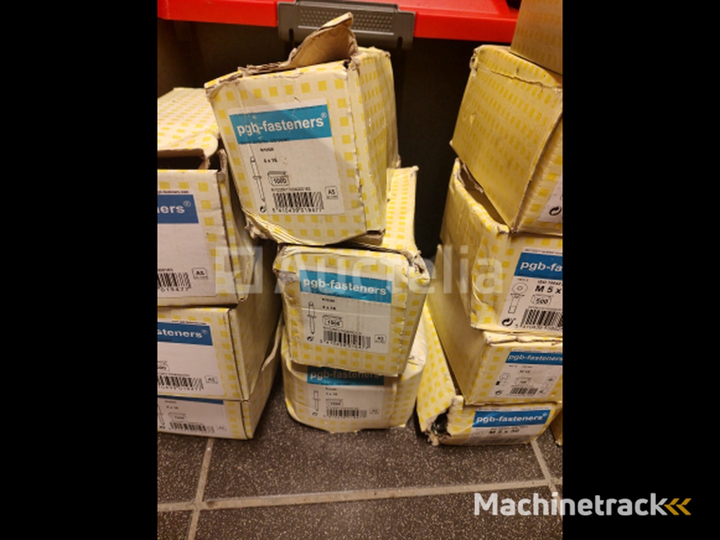 Zeer grote partij hardware HILTI, WURTH, ENZ.;