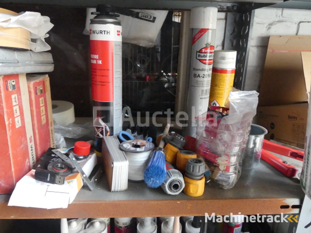 2 Planken en de inhoud ervan