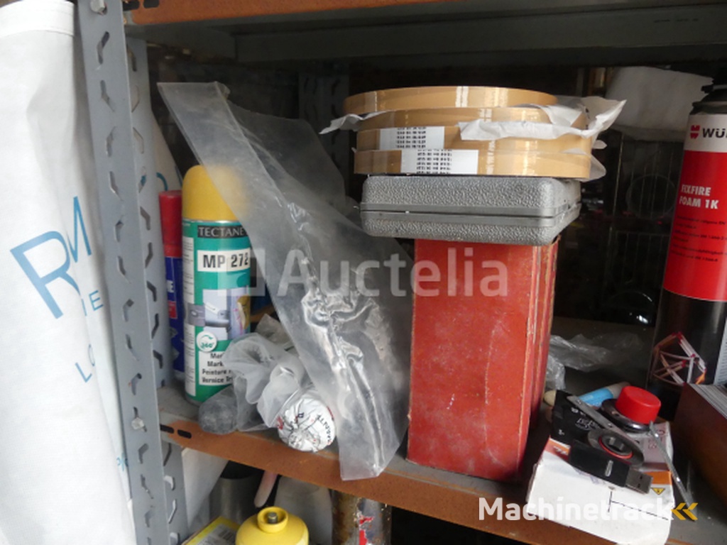 2 Planken en de inhoud ervan