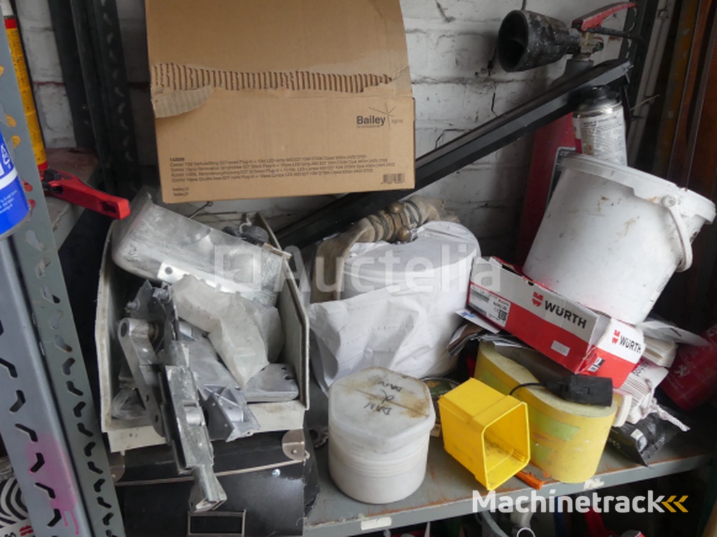 2 Planken en de inhoud ervan