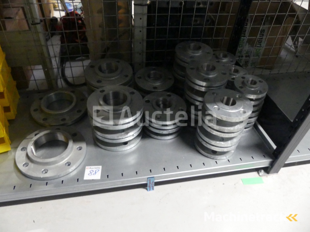 59 Flanges (various diameters)