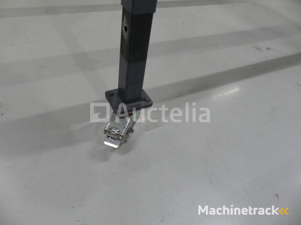 Work table on wheels