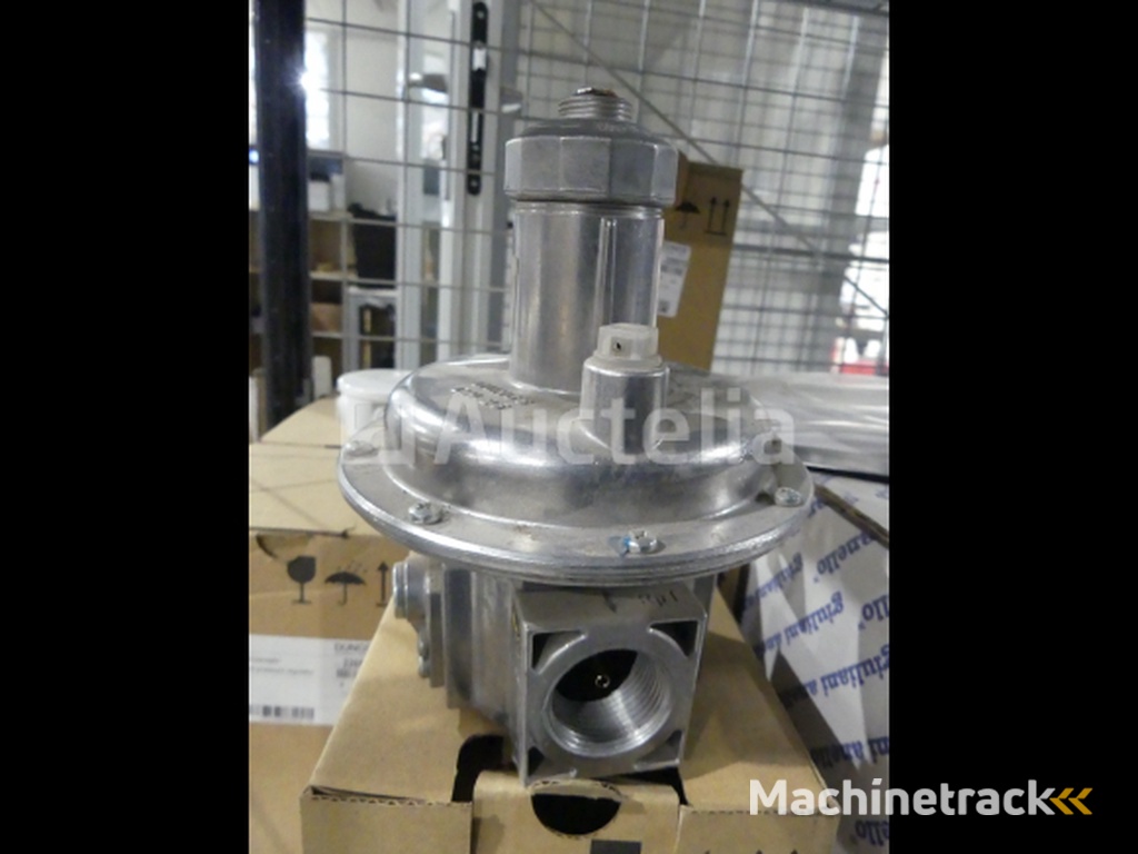 Regulator and solenoid valve