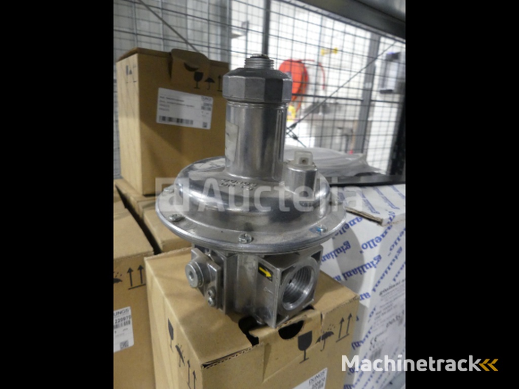 Regulator and solenoid valve