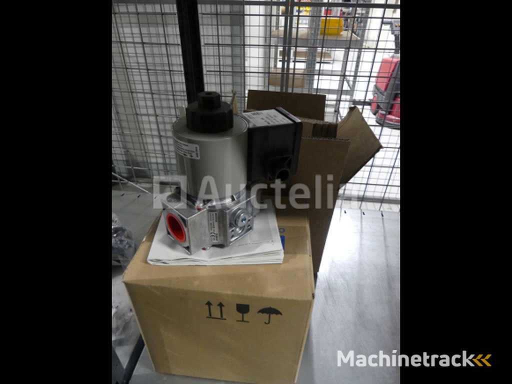 Regulator and solenoid valve