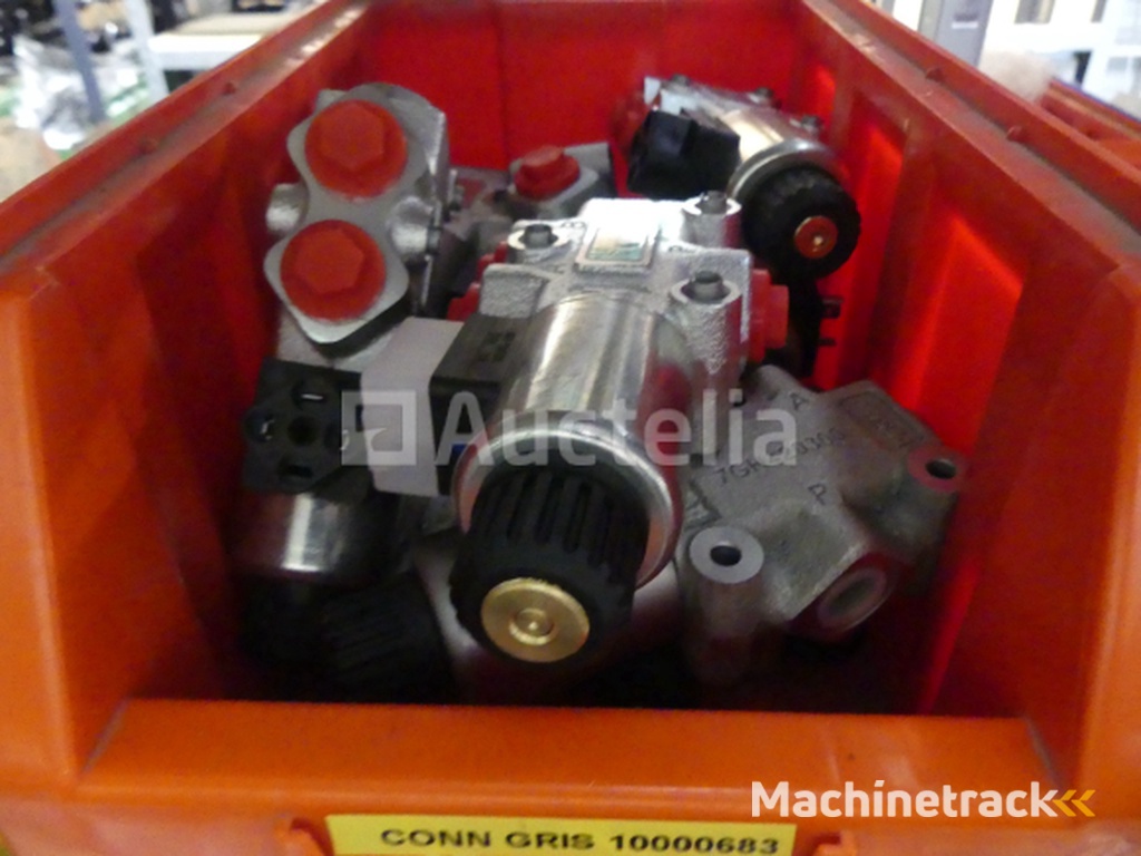 Splitters, relays, relay brackets, fuses, etc.