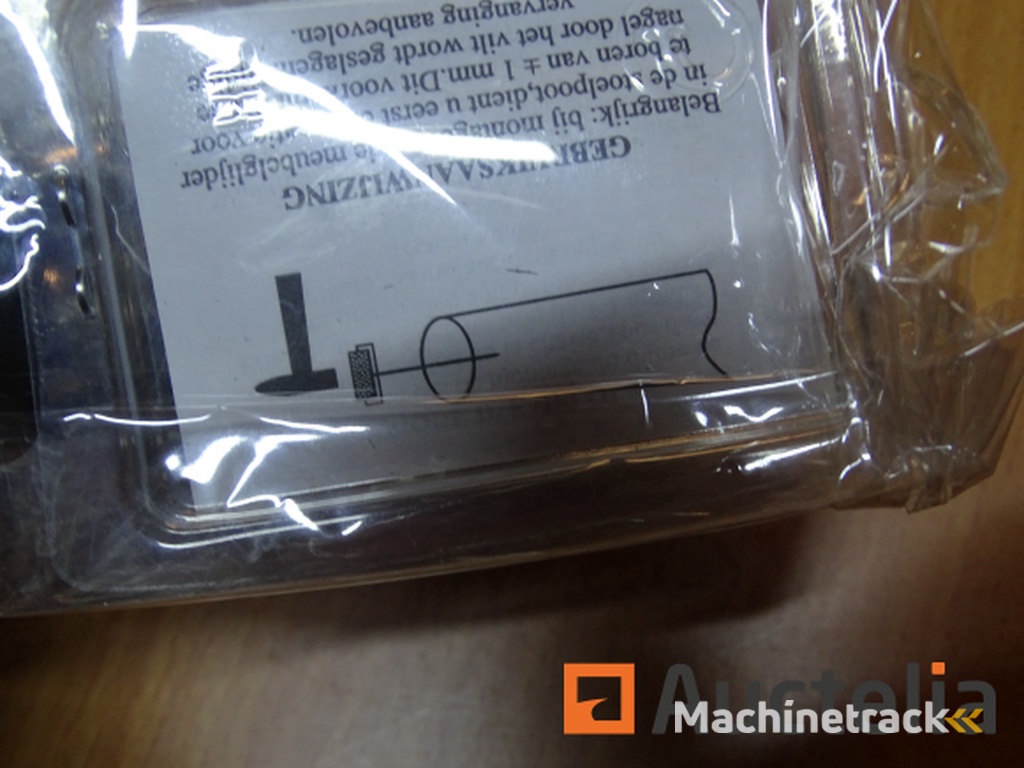 48 HANDSON Chair & Table Nail Pads