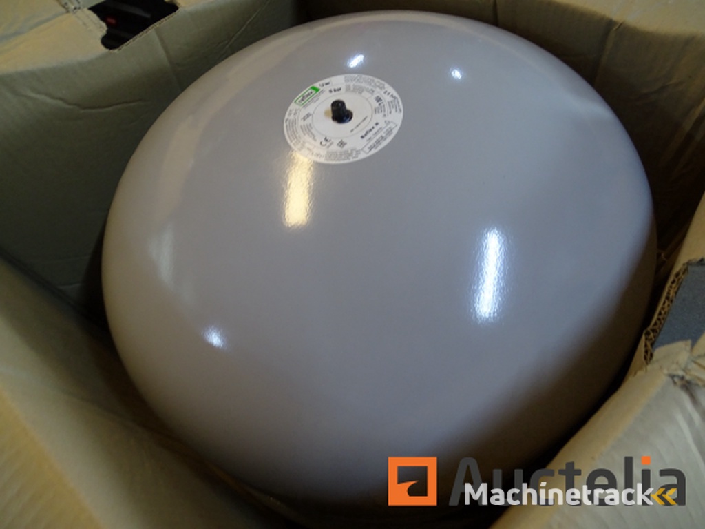 Reflex expansion tank 100 L REFLEX N100