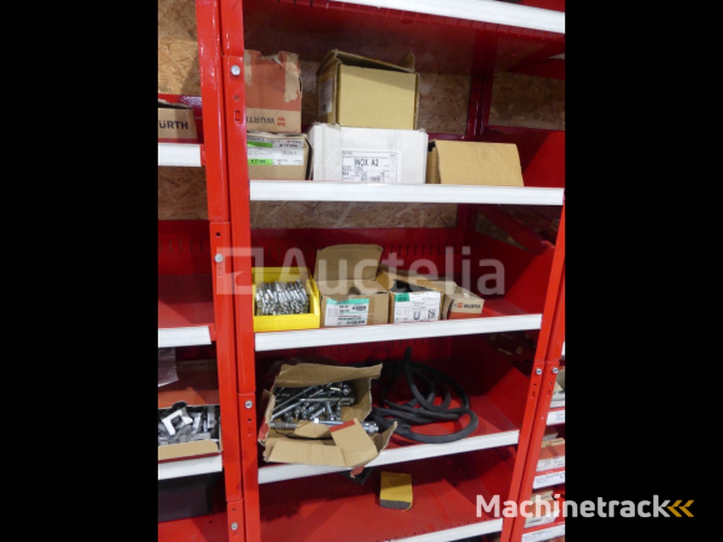 2 Planken met Wurth inhoud