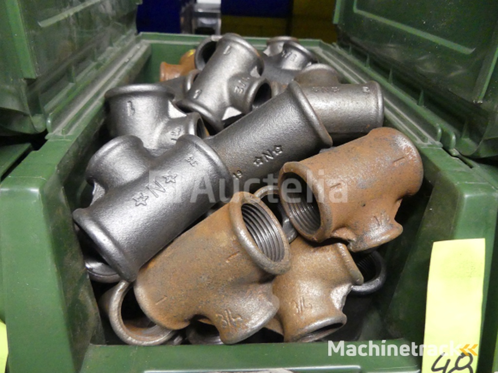 1/2 and 4/4 steel fittings/elbow/sleeve