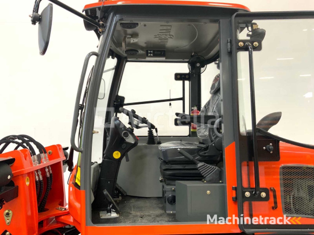 Everun - 2025 - ER16 - Articulated wheel loader with quick coupler