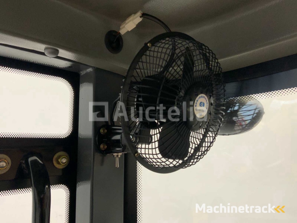 Everun - 2025 - ER16 - Articulated wheel loader with quick coupler