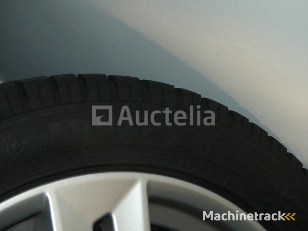 4 Winter tyres on Dunlop + Trocmoh aluminium rims