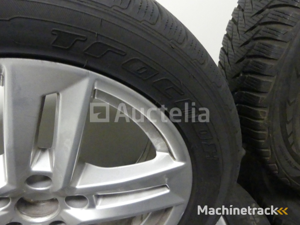 4 Winter tyres on Dunlop + Trocmoh aluminium rims