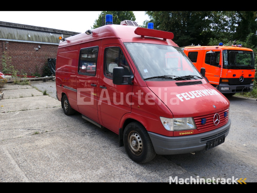 Mercedes-Benz TN 312 DD van (1995-241.169 km)