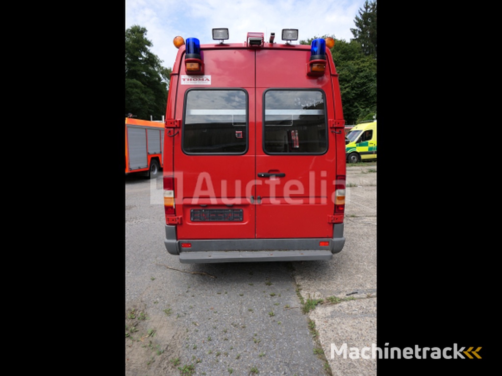 Mercedes-Benz TN 312 DD van (1995-241.169 km)