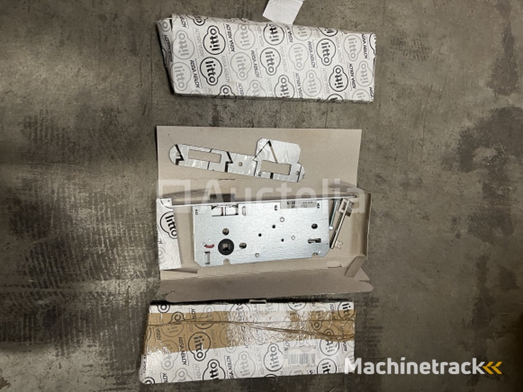 3 x deurslot Assa Abbloy A135321