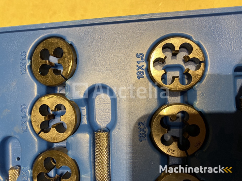 Tap en snij set 110-delig metrisch tungsten staal