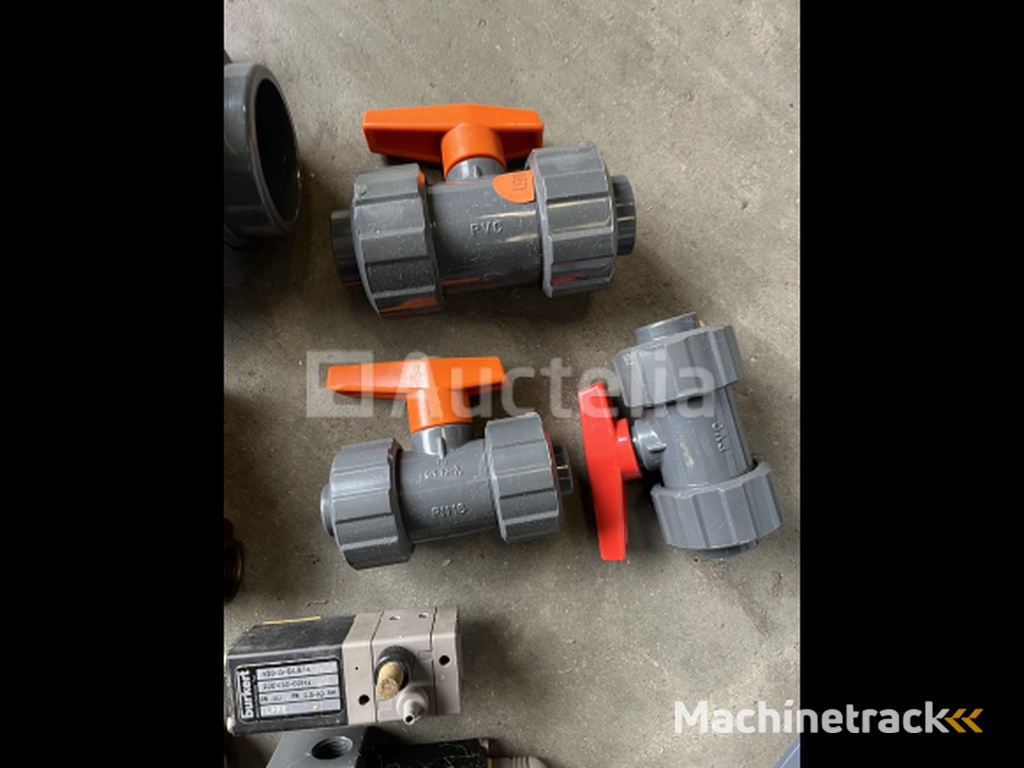 Partij afsluiters vnl Burkert