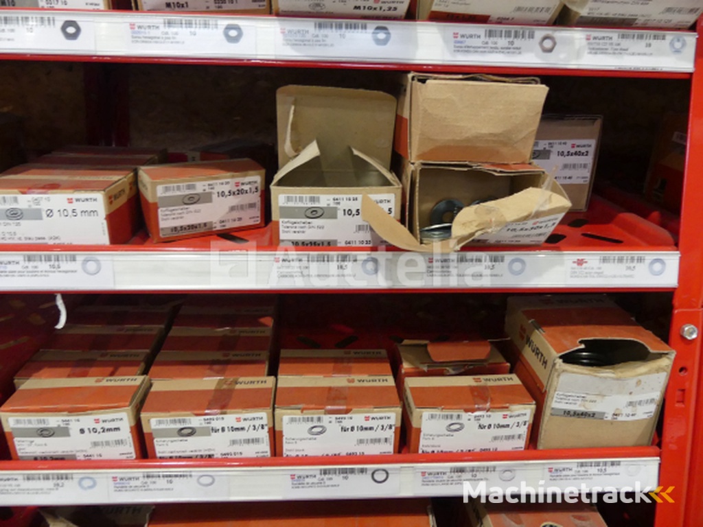 Contents of 2 shelves (screws/bolts)