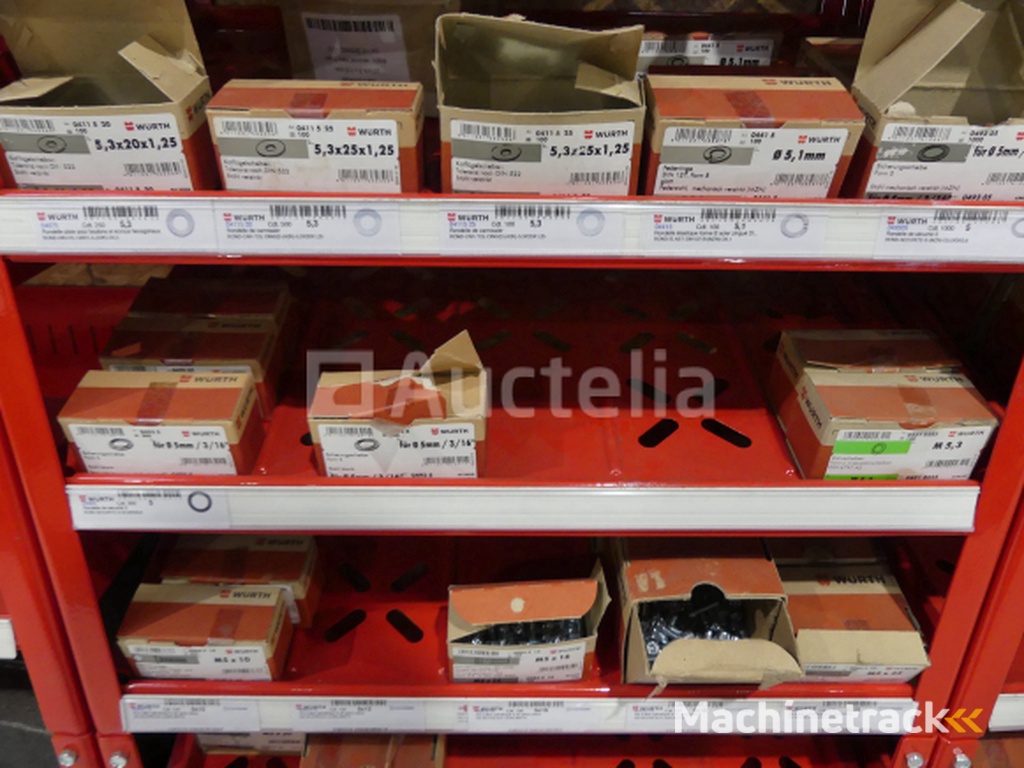 Contents of 2 shelves (screws/bolts)