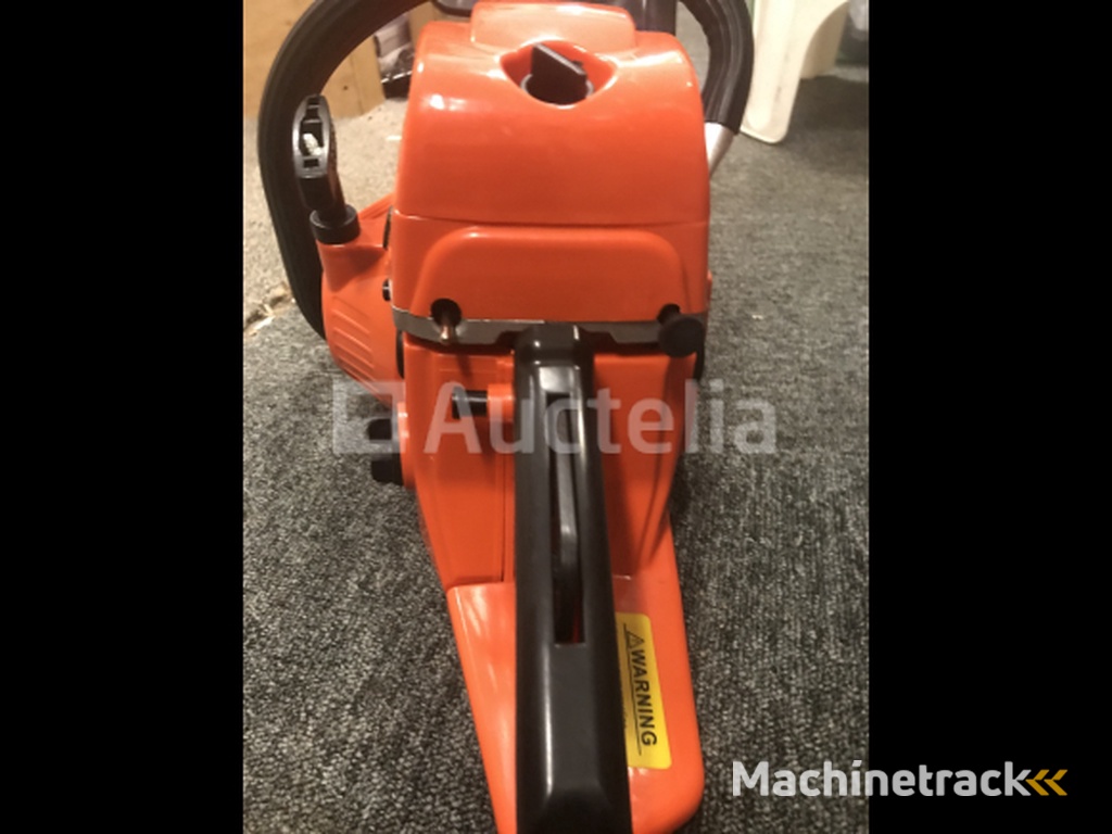 Powertech Petrol Chainsaw 52cc