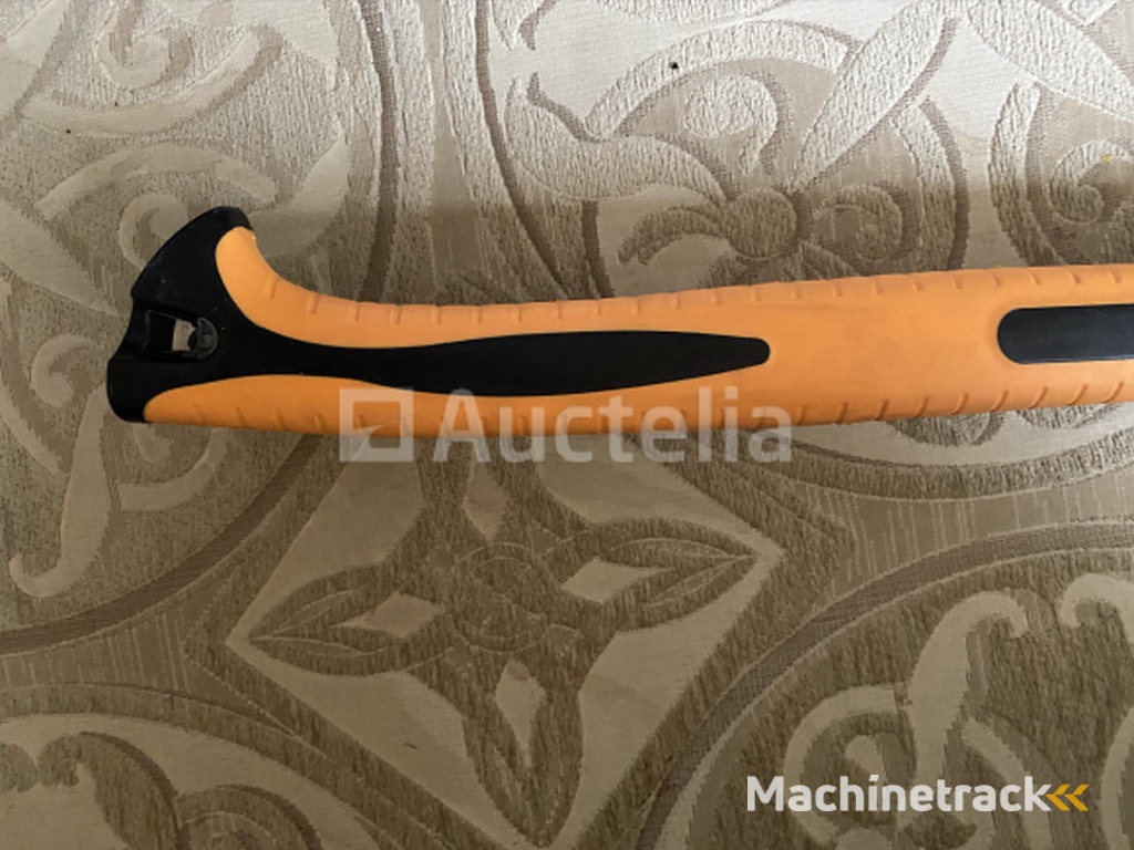 Big Leaf fiberglass bijl 2kg