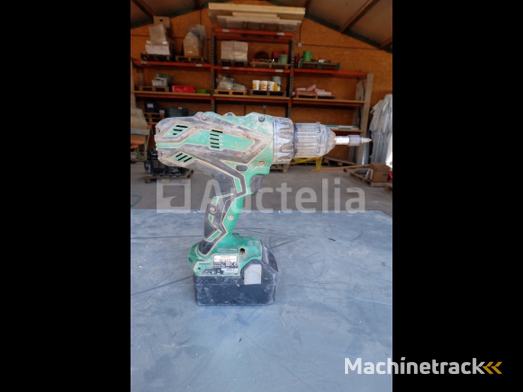 Hitachi DS18DJL screwdriver