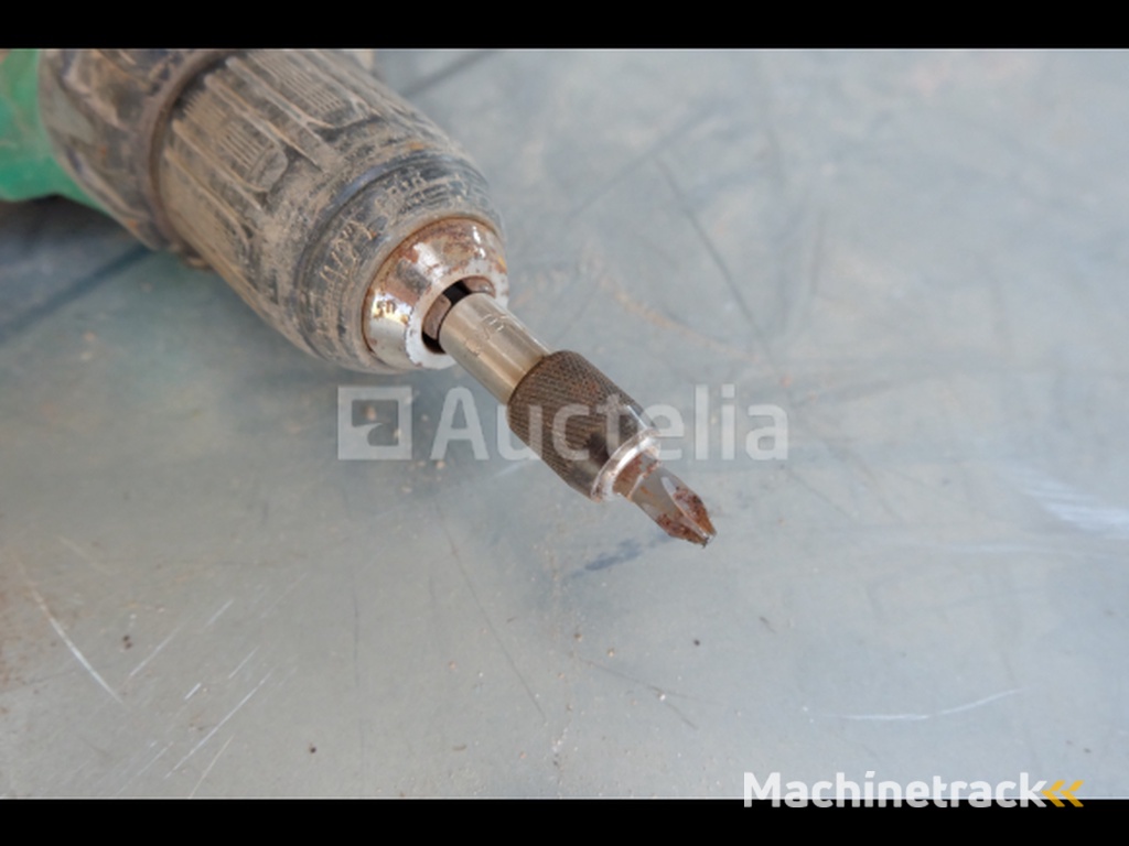 Hitachi DS18DJL screwdriver