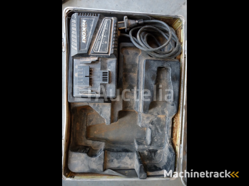 Hitachi DS18DJL screwdriver