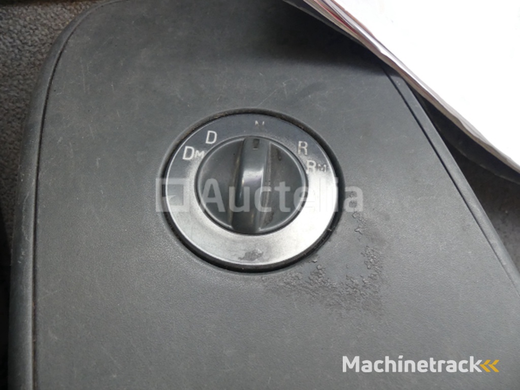 Oplegger trekker MAN TGA18-430