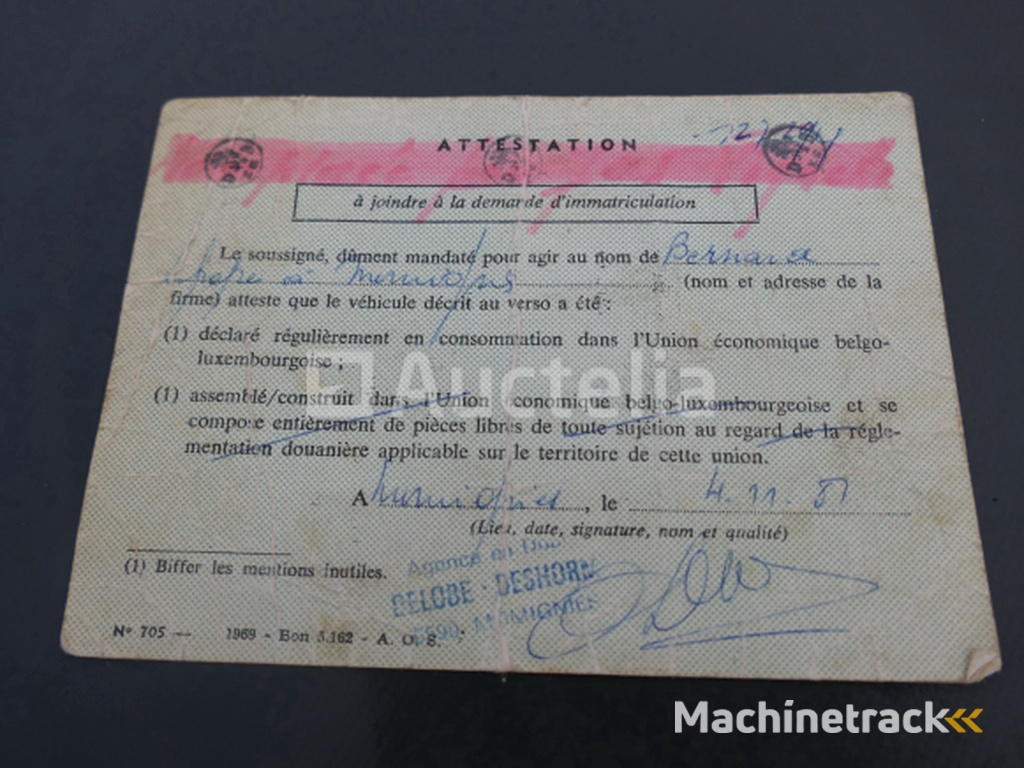 Antieke auto om Peugeot Peugeot 301 te restaureren (VIN: 39085)