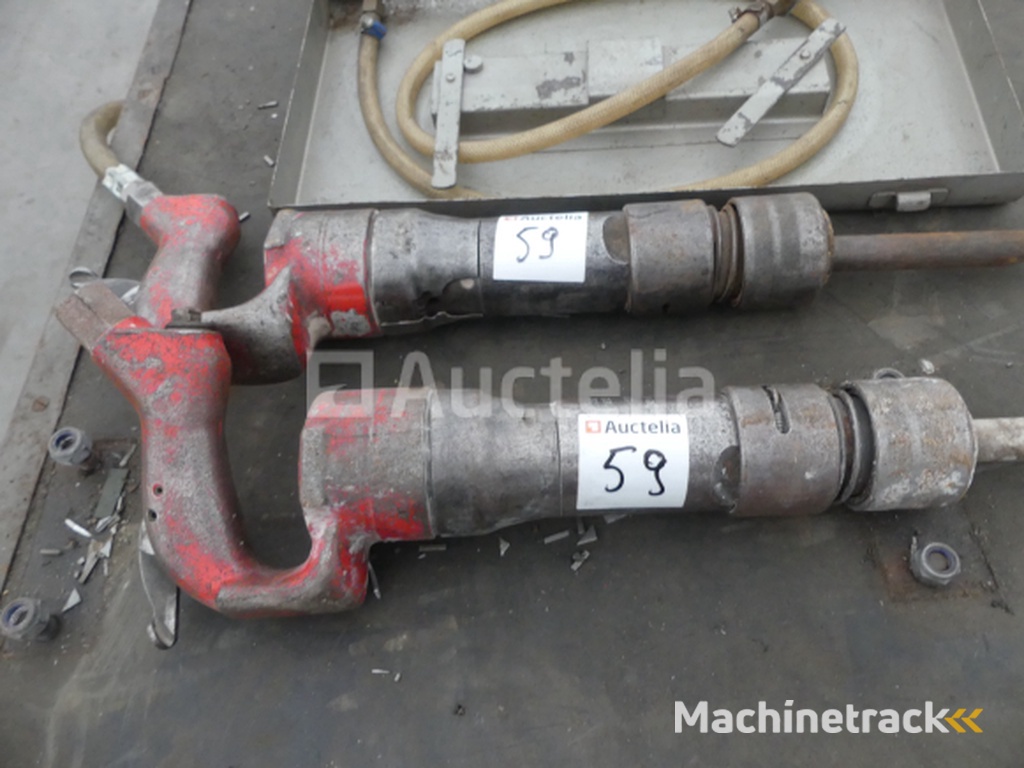 3 pneumatic chippers