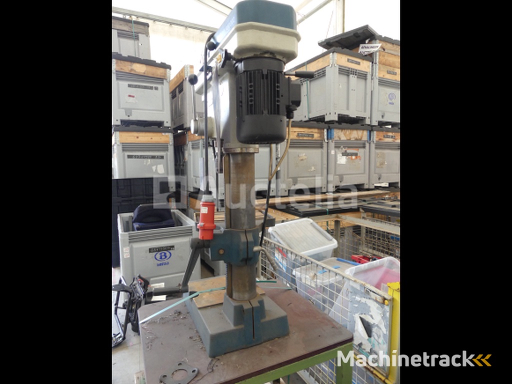 Serrmac NAG16/18 Kolomboormachine