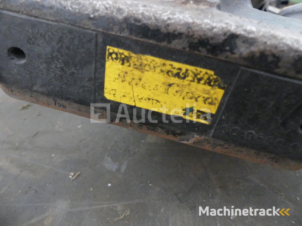 3 Pneumatic jackhammers