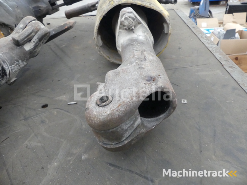 3 Pneumatic jackhammers