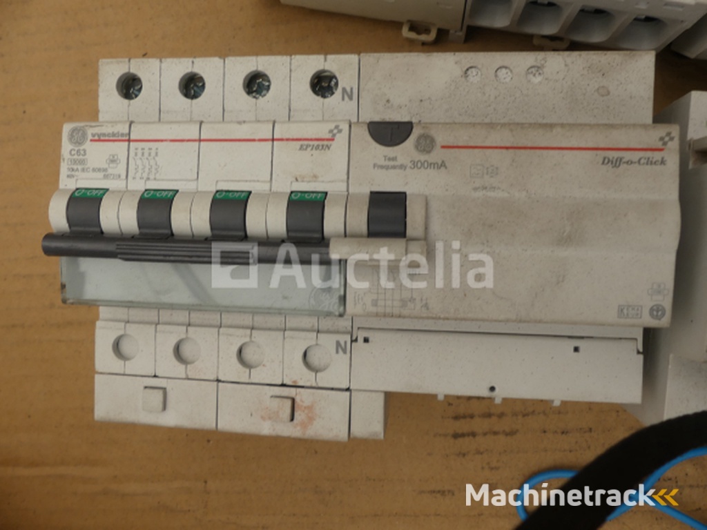 35 Miscellaneous circuit breakers