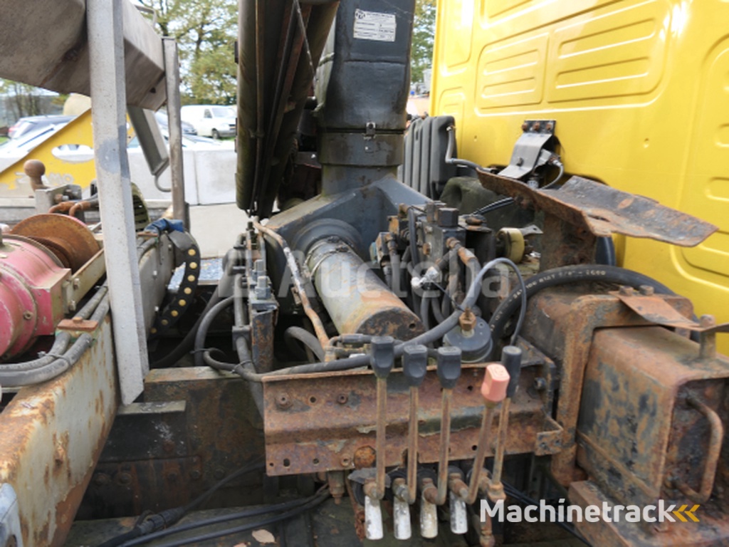 Bergingswagen MAN L12LC (2001-516.464 km)( VIN:WMAL71ZZZ1Y081609)