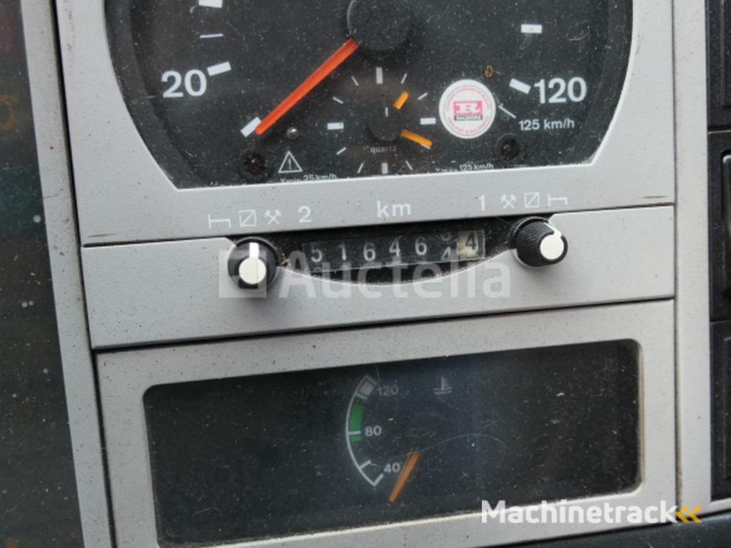 Bergingswagen MAN L12LC (2001-516.464 km)( VIN:WMAL71ZZZ1Y081609)