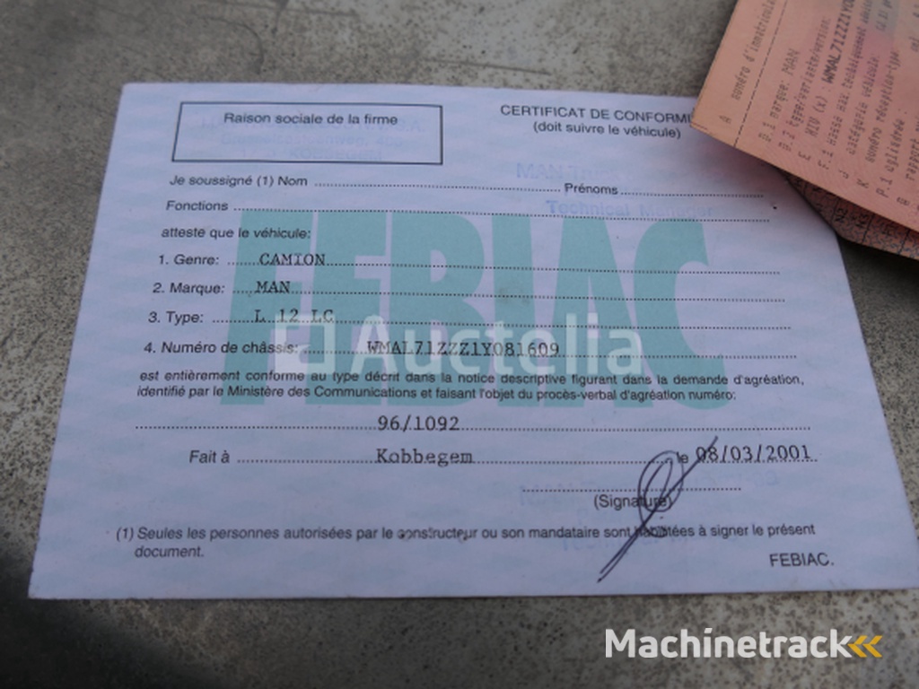 Bergingswagen MAN L12LC (2001-516.464 km)( VIN:WMAL71ZZZ1Y081609)