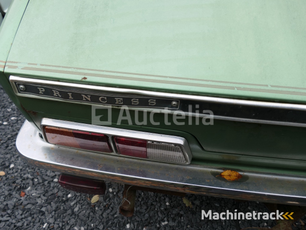 Voorouderauto om Austin Princess te restaureren (1978-46.112 km)(VIN: PM4SGS106745M)
