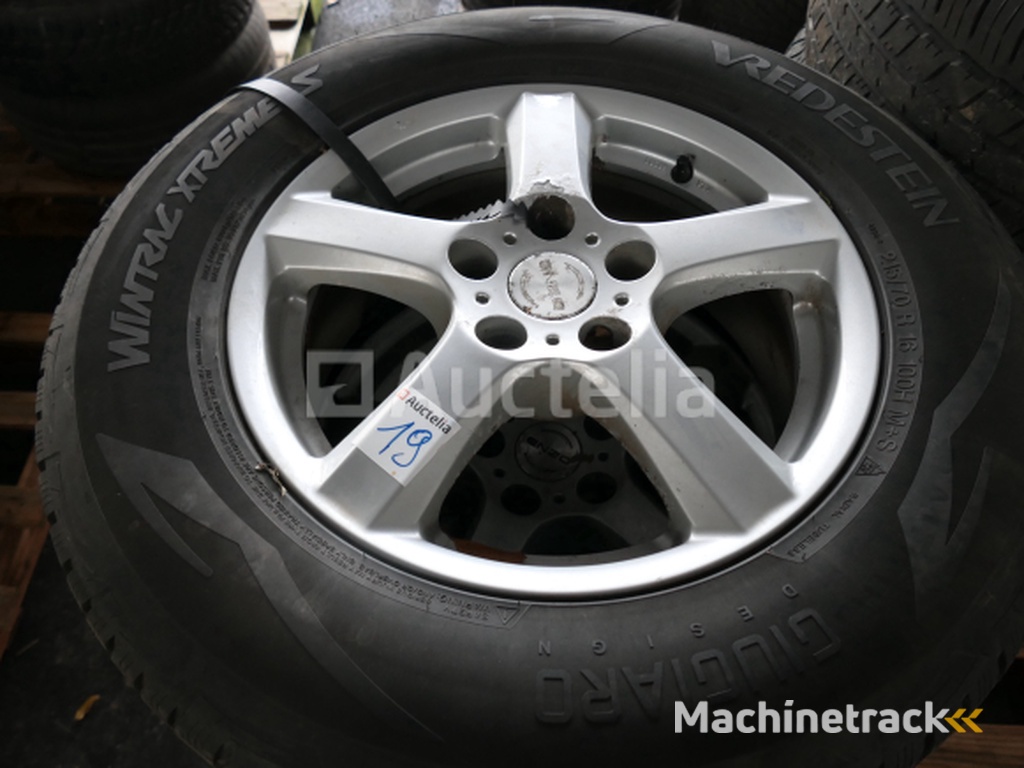 4 Tweedehands winterbanden op Vredestein Wintrak Extreme velg