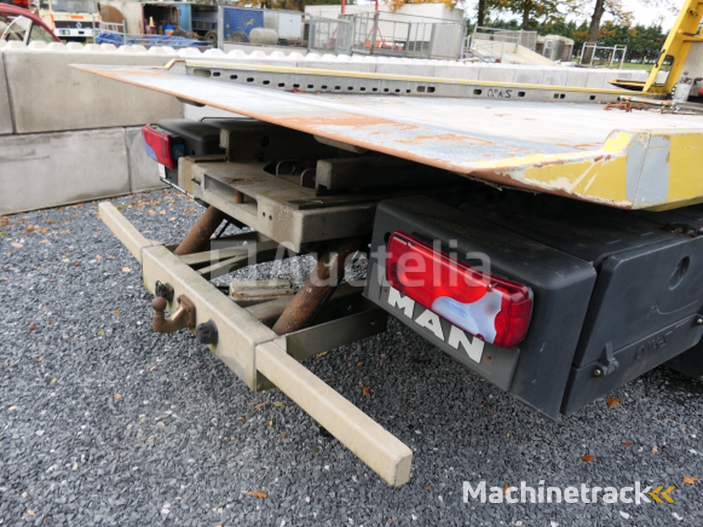 Berging vrachtwagen MAN Man TGL (2007-969.208 km)( VIN:WMAN15ZZ47Y189199)